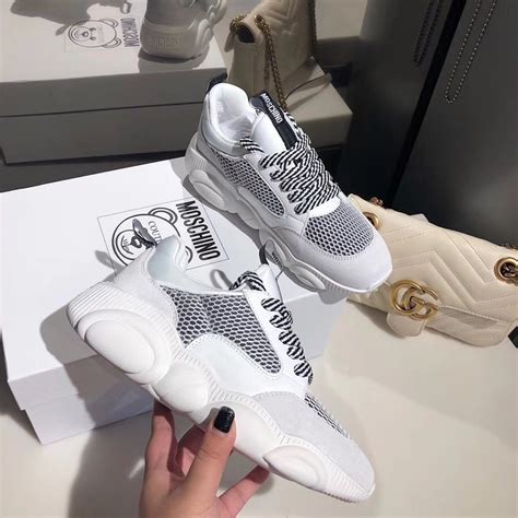 moschino sneakers replica